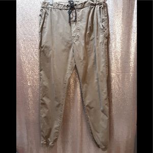 AEO Men’s Extreme Flex Chino Joggers